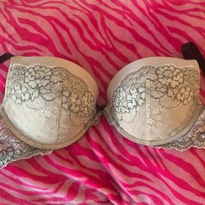 VS bra 36DD